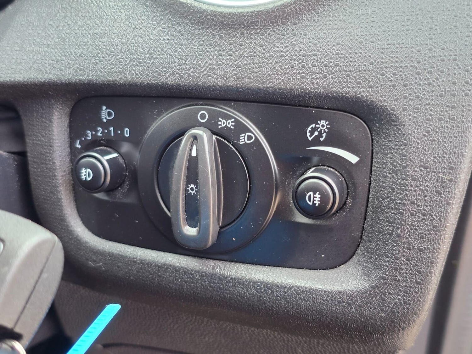 Used Ford Fiesta 2017 for sale - 75975138: Photo 28