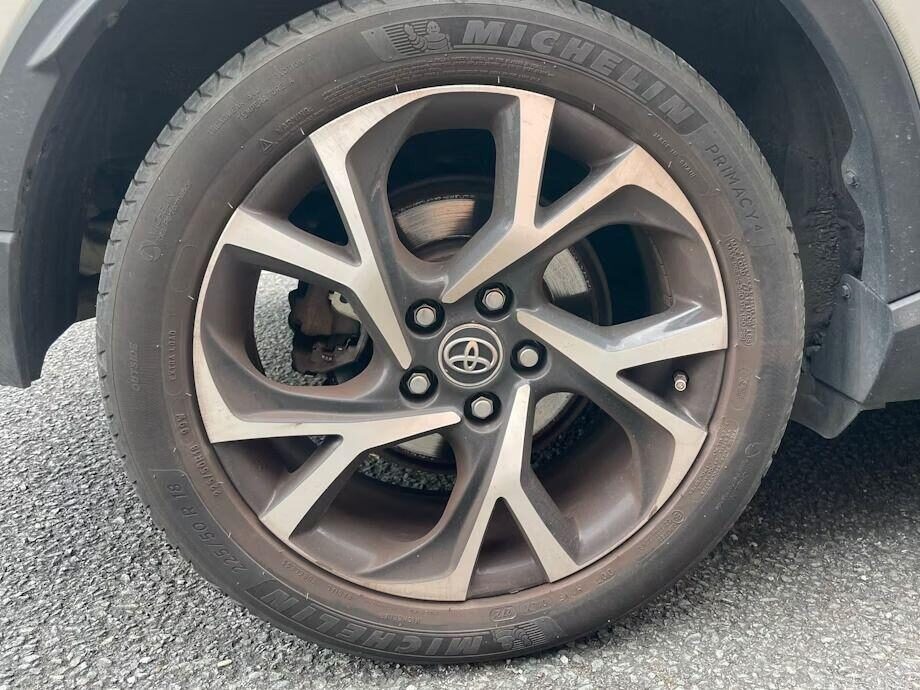 Used Toyota C-HR 2018 for sale - 76508914: Photo 10