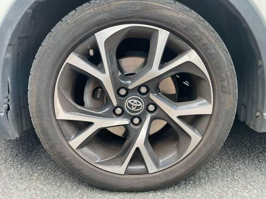 Used Toyota C-HR 2018 for sale - 76508914: Photo 9