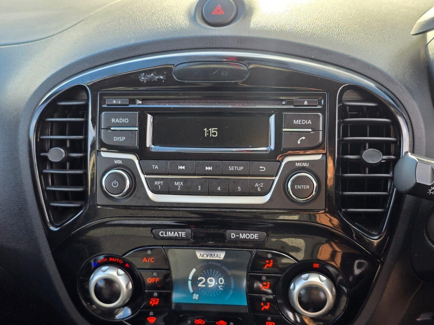 Used Nissan Juke 2017 for sale - 76346660: Photo 29