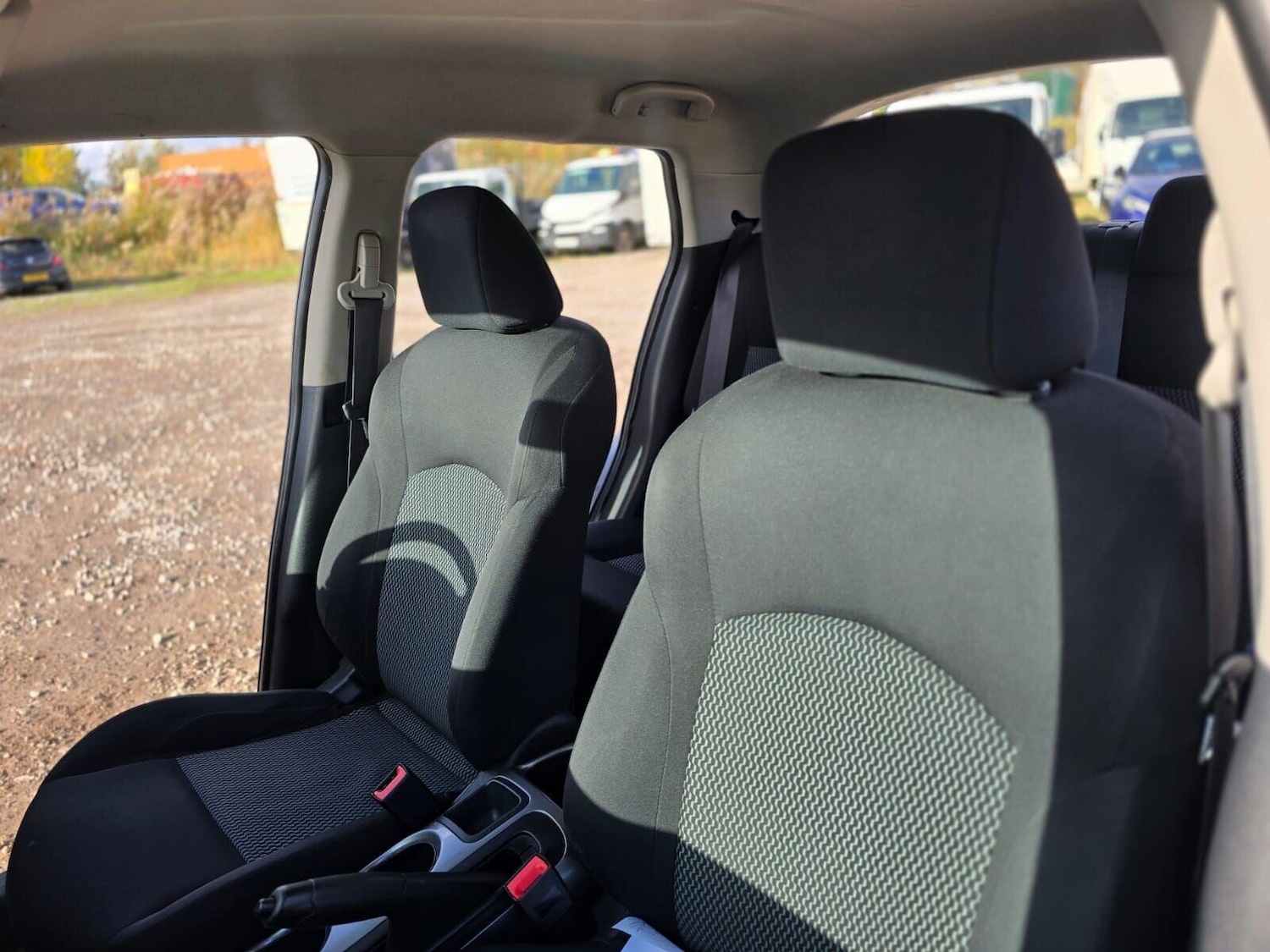 Used Nissan Juke 2017 for sale - 76346660: Photo 32