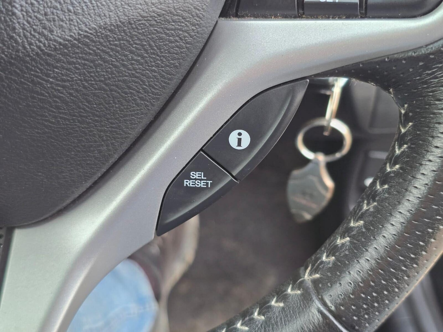 Used Honda Jazz 2014 for sale - 76488546: Photo 28