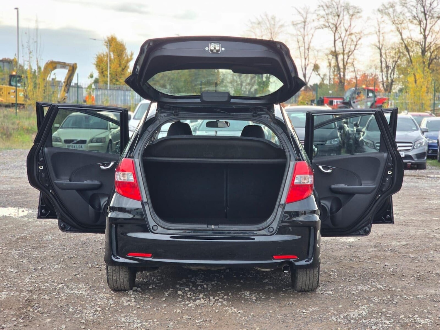 Used Honda Jazz 2014 for sale - 76488546: Photo 34