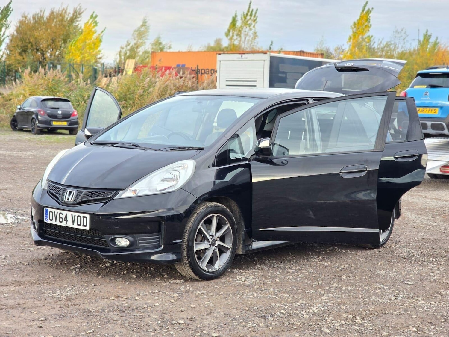 Used Honda Jazz 2014 for sale - 76488546: Photo 8