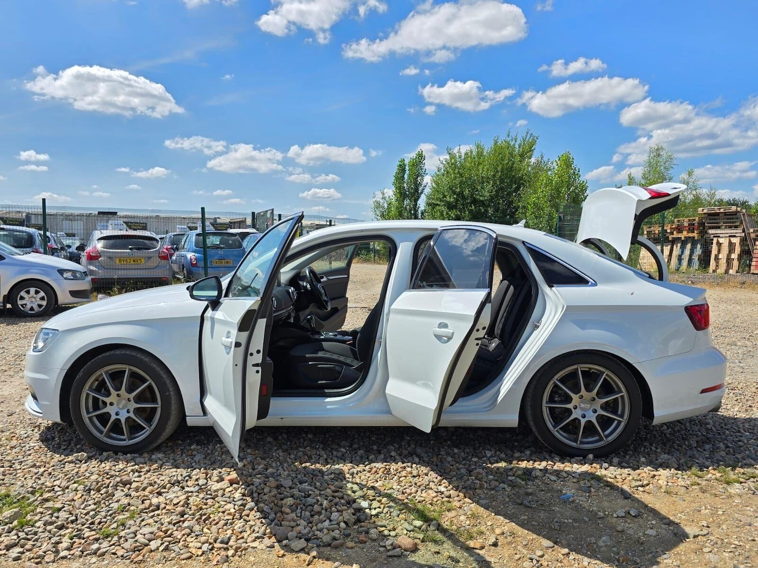 Used Audi A3 2015 for sale - 77961784: Photo 11