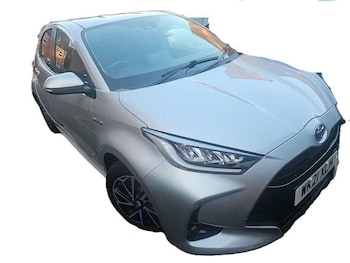 Used Toyota Yaris 2021 for sale - 78267100: Photo