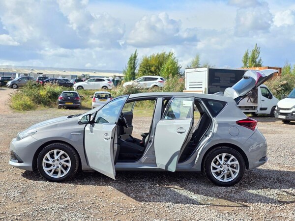 Used Toyota Auris 2018 for sale - 75705052: Photo 11