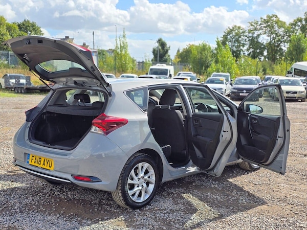 Used Toyota Auris 2018 for sale - 75705052: Photo 16