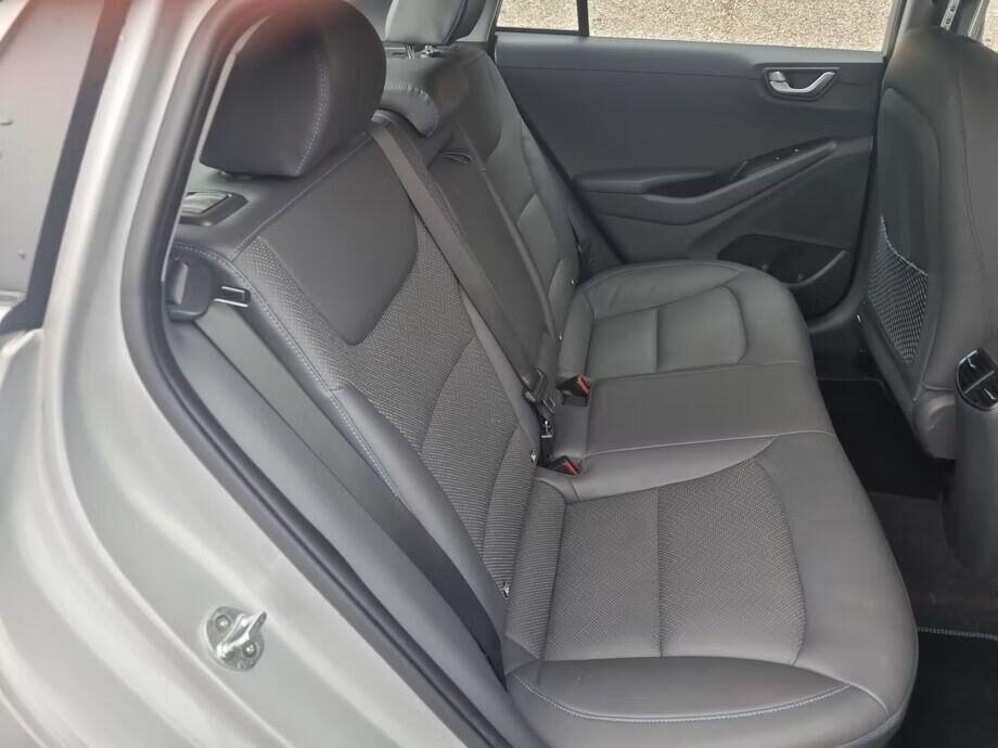 Used Hyundai IONIQ 2017 for sale - 76464546: Photo 8