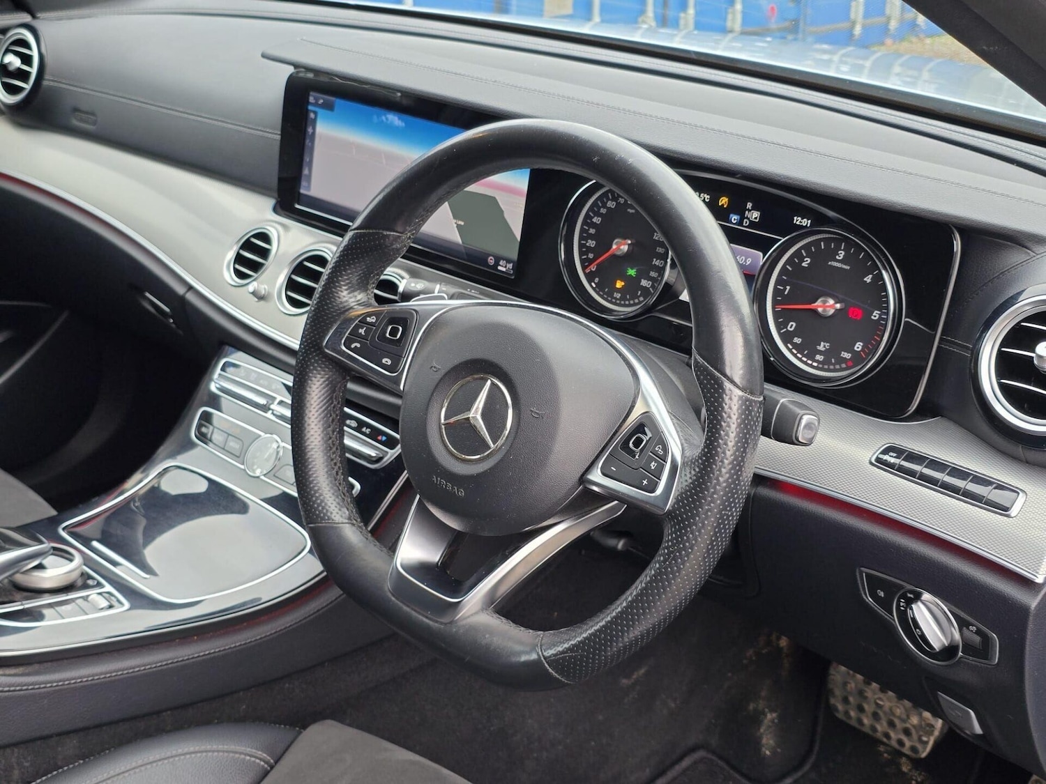 Used Mercedes-Benz E Class 2017 for sale - 77312924: Photo 40