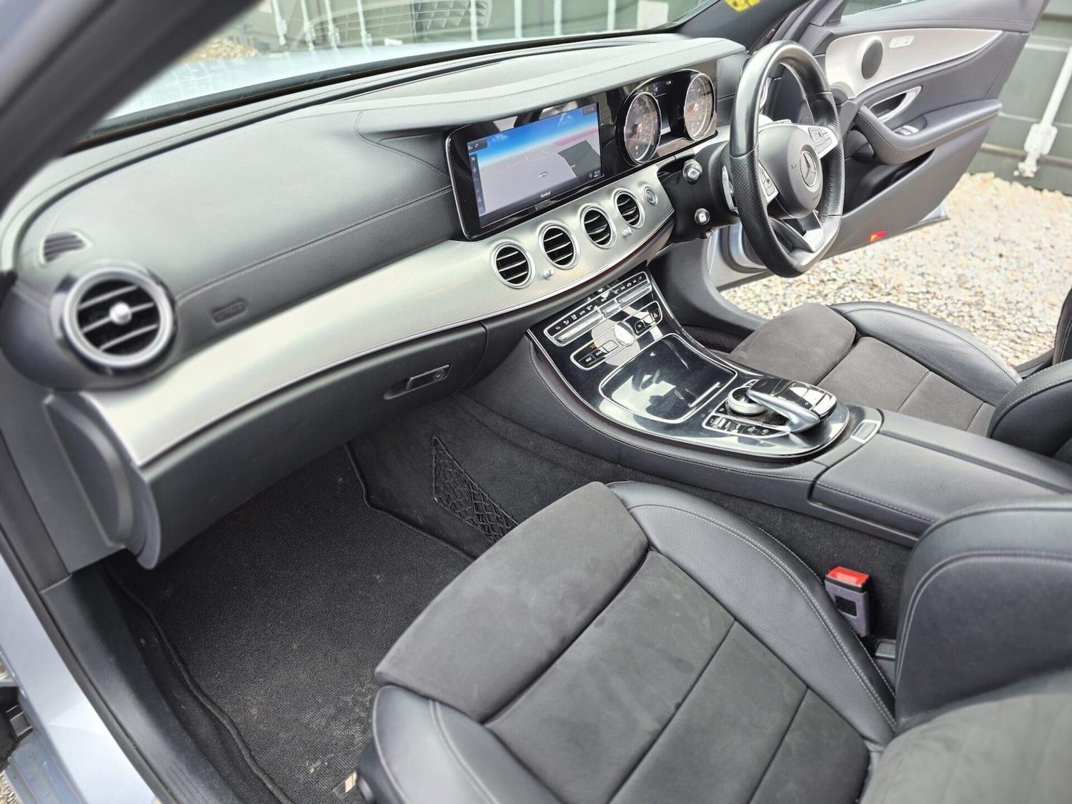 Used Mercedes-Benz E Class 2017 for sale - 77312924: Photo 61