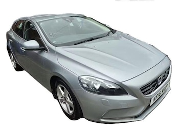 Used Volvo V40 2016 for sale - 78433969: Photo