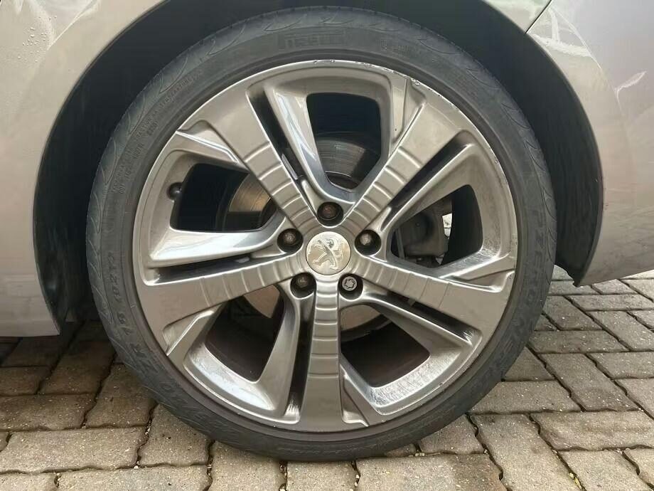 Used Peugeot 308 2015 for sale - 77382229: Photo 10