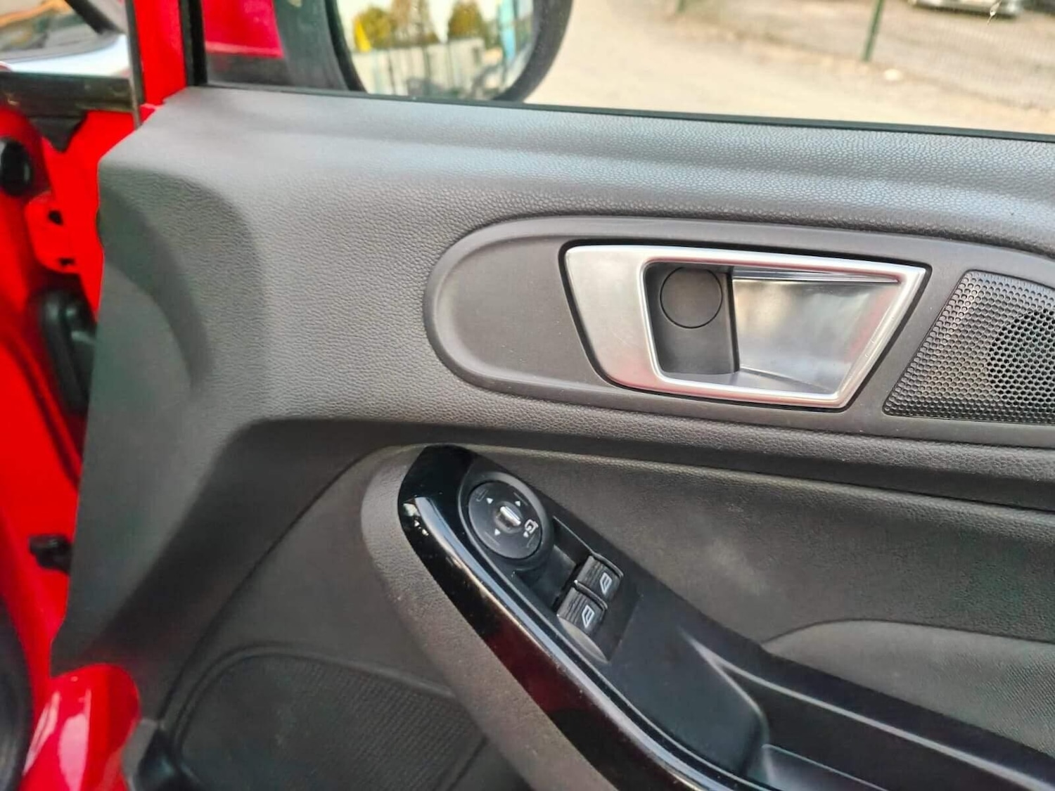 Used Ford Fiesta 2014 for sale - 77340681: Photo 33