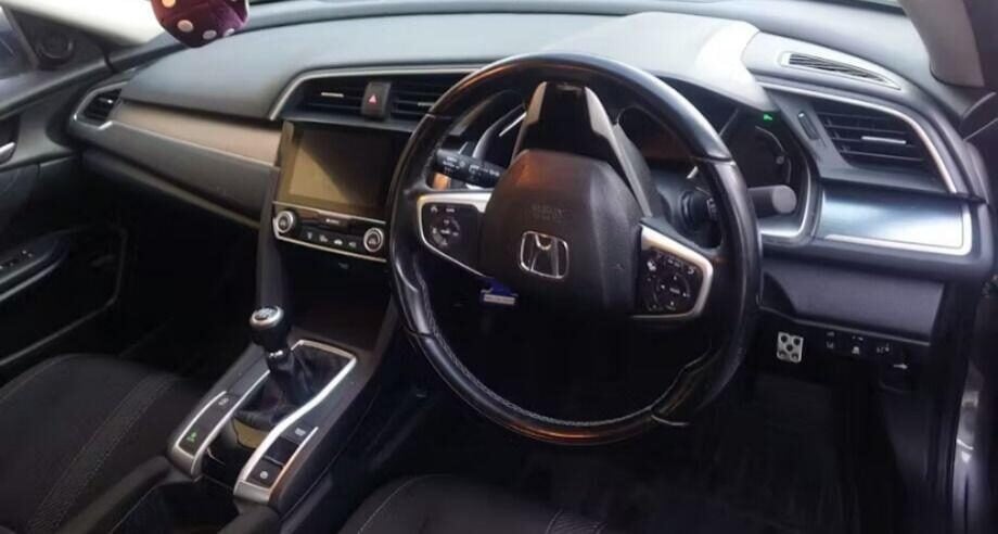 Used Honda Civic 2018 for sale - 77020286: Photo 29