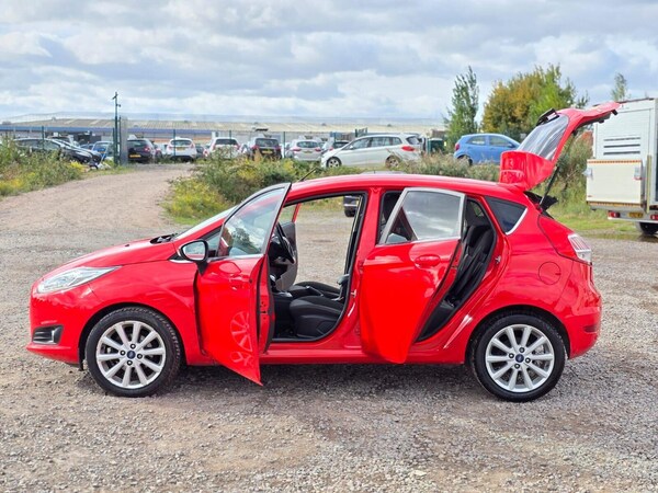 Used Ford Fiesta 2016 for sale - 75999456: Photo 14