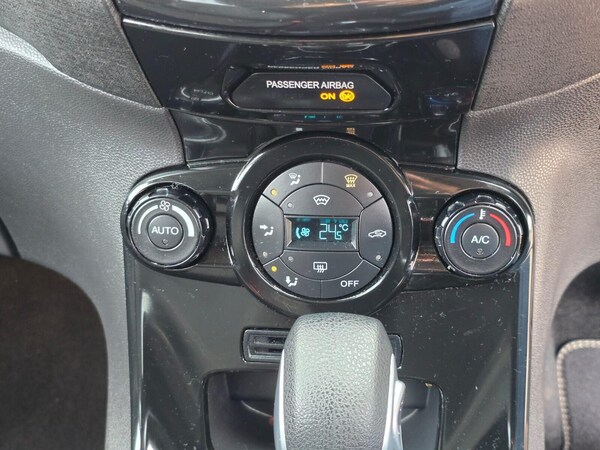 Used Ford Fiesta 2016 for sale - 75999456: Photo 59