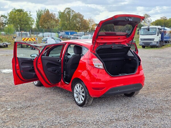 Used Ford Fiesta 2016 for sale - 75999456: Photo 7