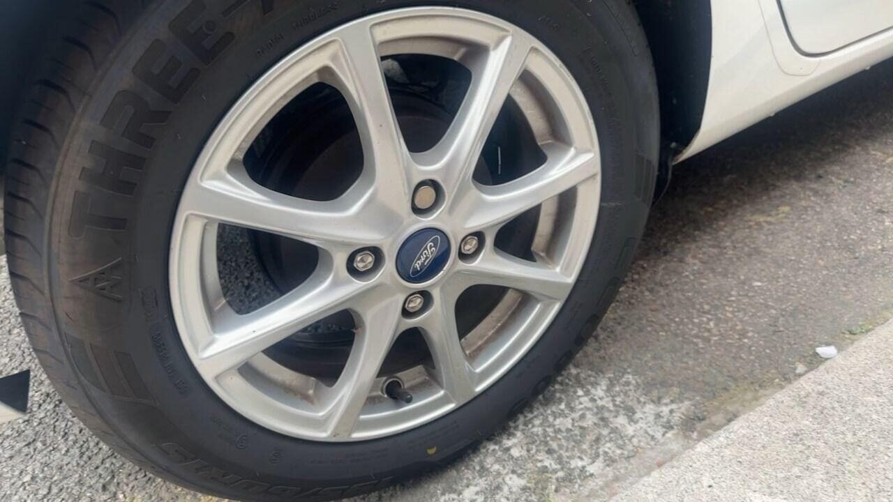 Used Ford Fiesta 2017 for sale - 76428826: Photo 7