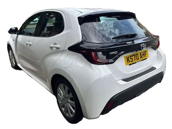 Used Toyota Yaris 2021 for sale - 78926522: Photo