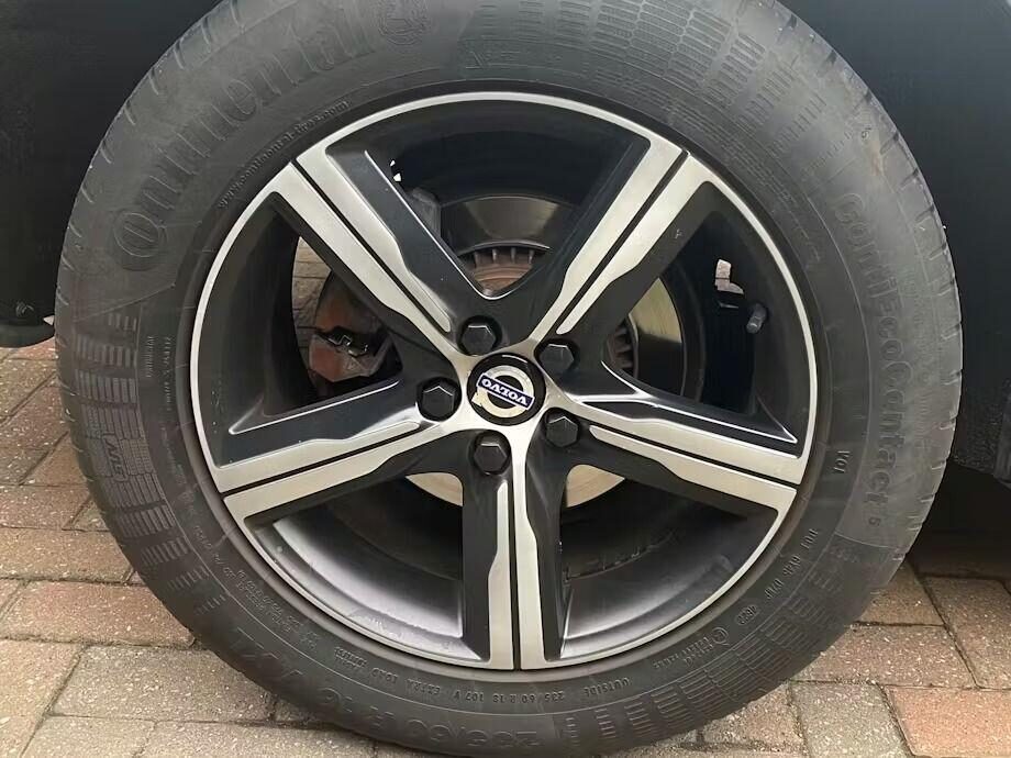 Used Volvo XC60 2016 for sale - 77631460: Photo 8