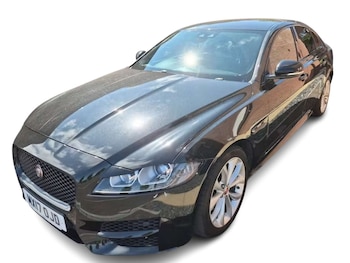 Used Jaguar XF 2017 for sale - 79561386: Photo
