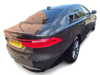 Used Jaguar XF 2017 for sale - 79561386: Photo
