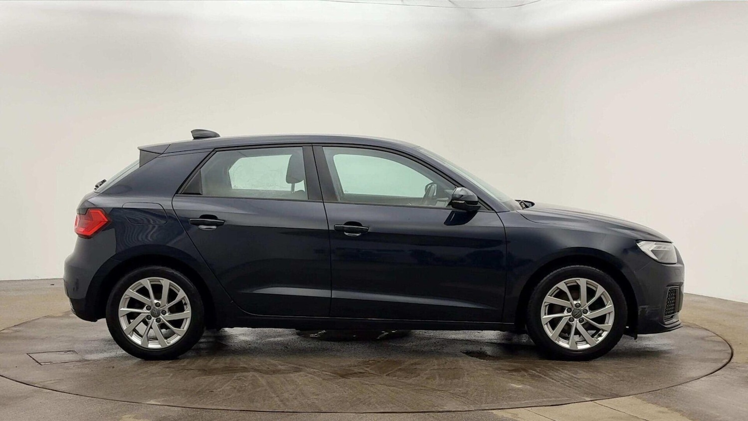 Used Audi A1 2020 for sale - 76909352: Photo 3