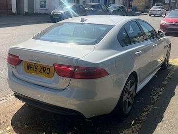Used Jaguar XE 2016 for sale - 75685831: Photo
