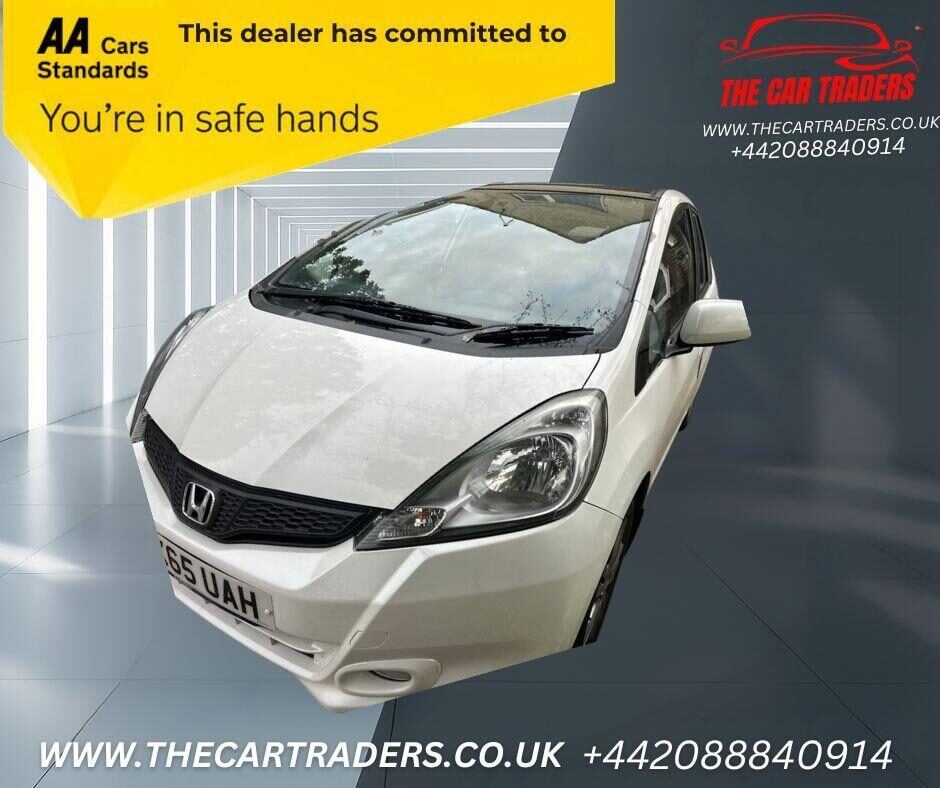 Used Honda Jazz 2015 for sale - 76545889: Photo 2