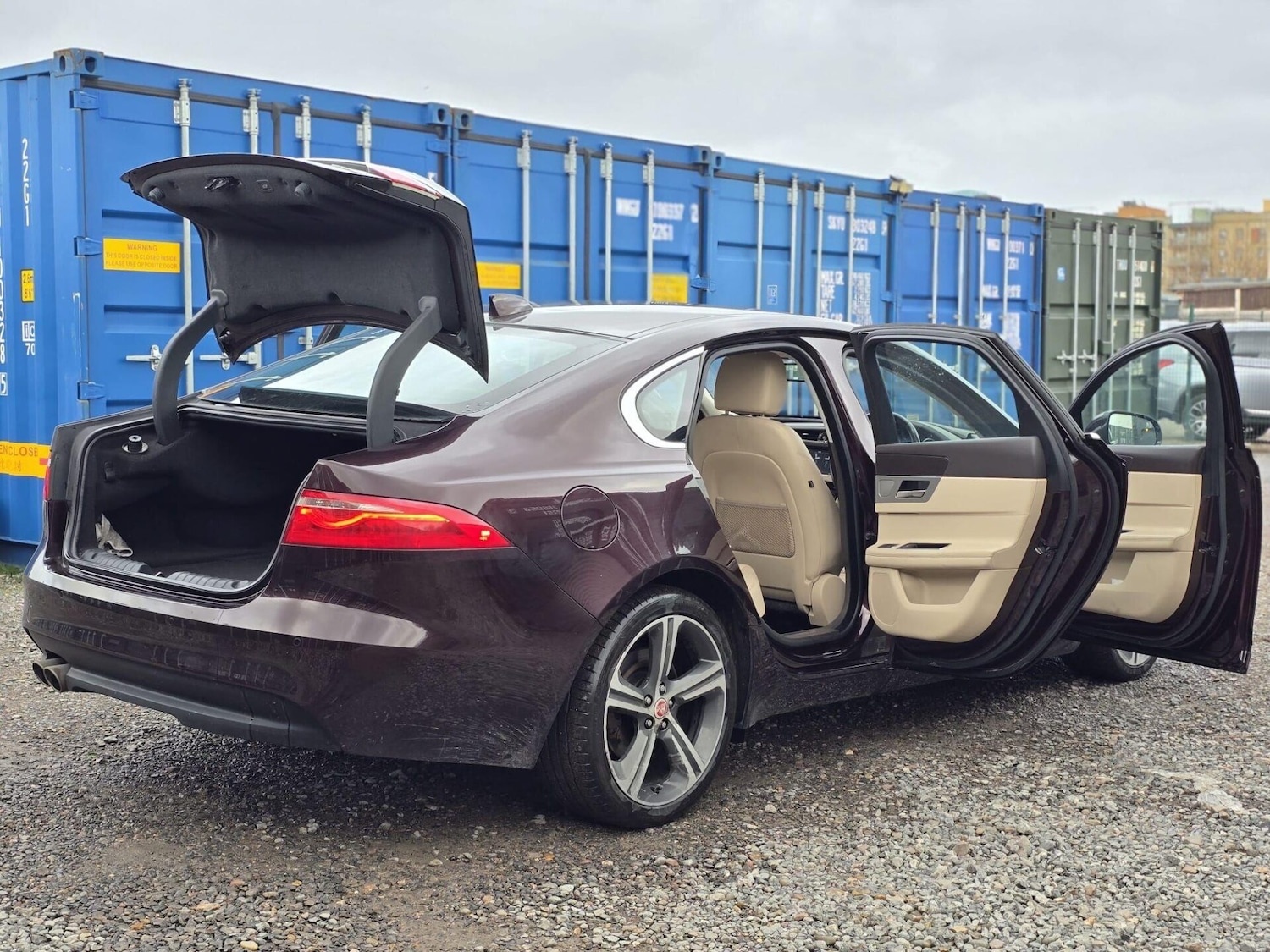 Used Jaguar XF 2016 for sale - 78056060: Photo 16