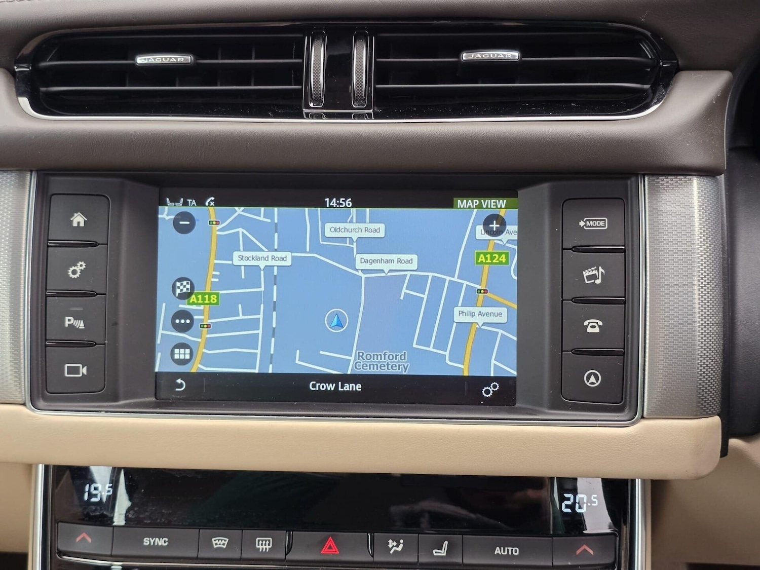 Used Jaguar XF 2016 for sale - 78056060: Photo 33