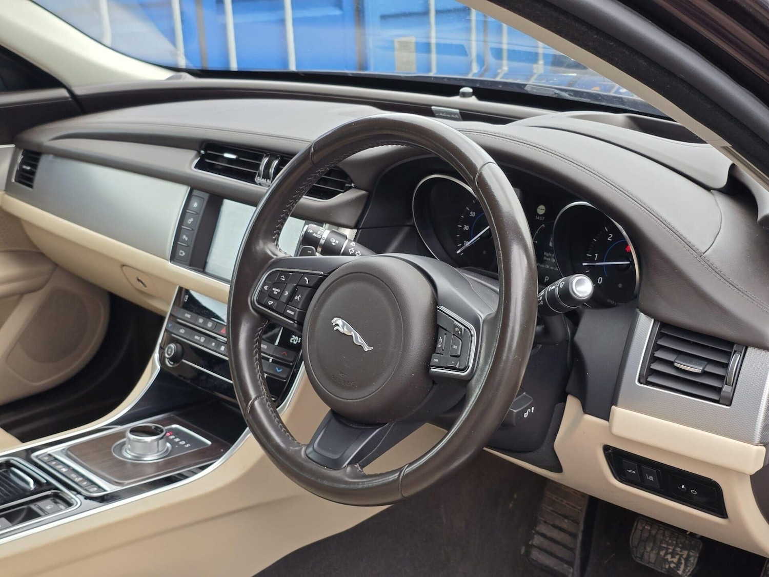 Used Jaguar XF 2016 for sale - 78056060: Photo 38