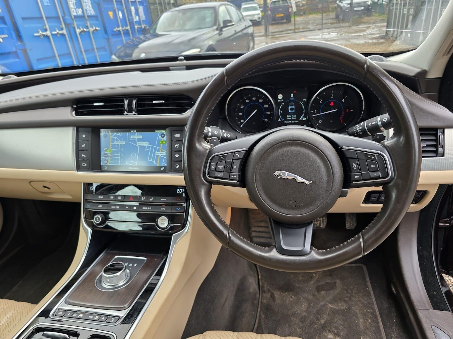 Used Jaguar XF 2016 for sale - 78056060: Photo 39