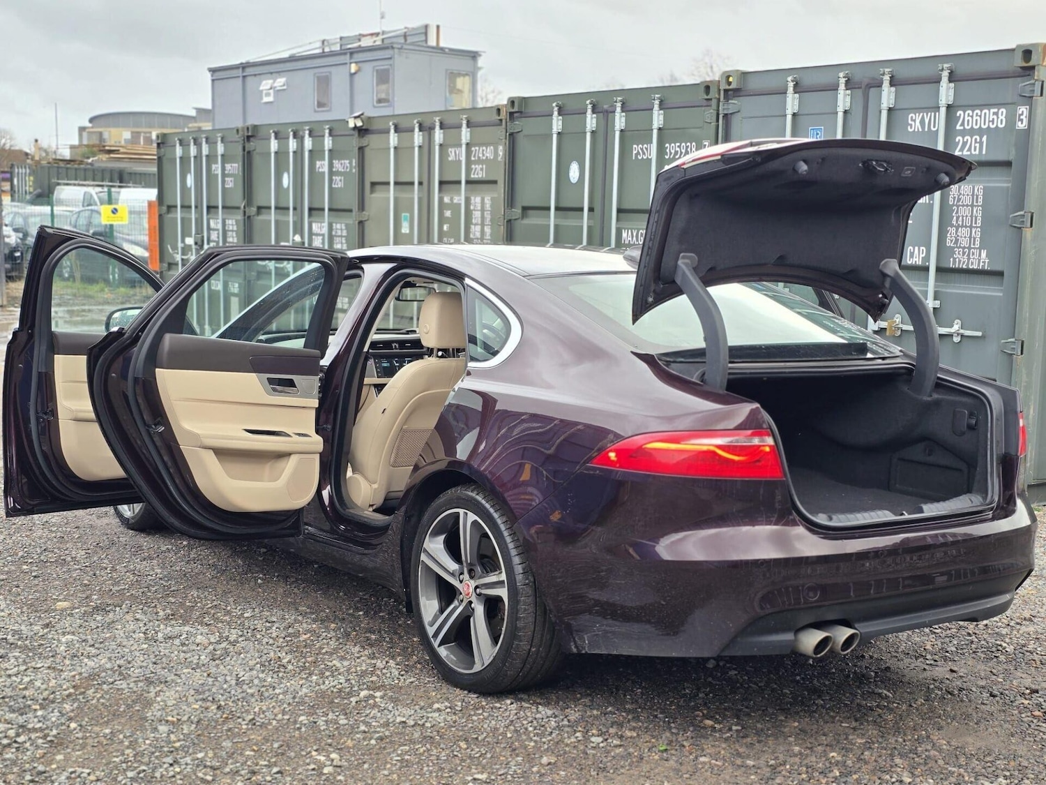 Used Jaguar XF 2016 for sale - 78056060: Photo 9