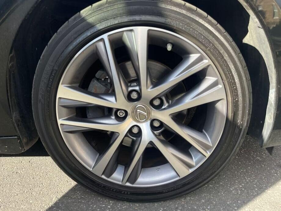 Used Lexus IS 2018 for sale - 76406094: Photo 11