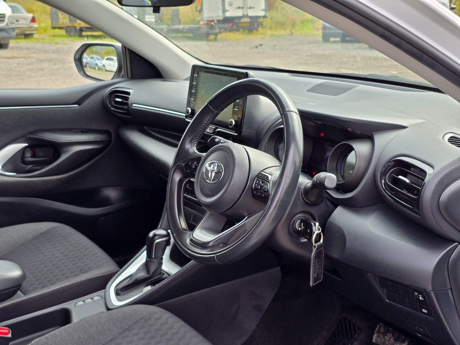 Used Toyota Yaris 2021 for sale - 76520124: Photo 22