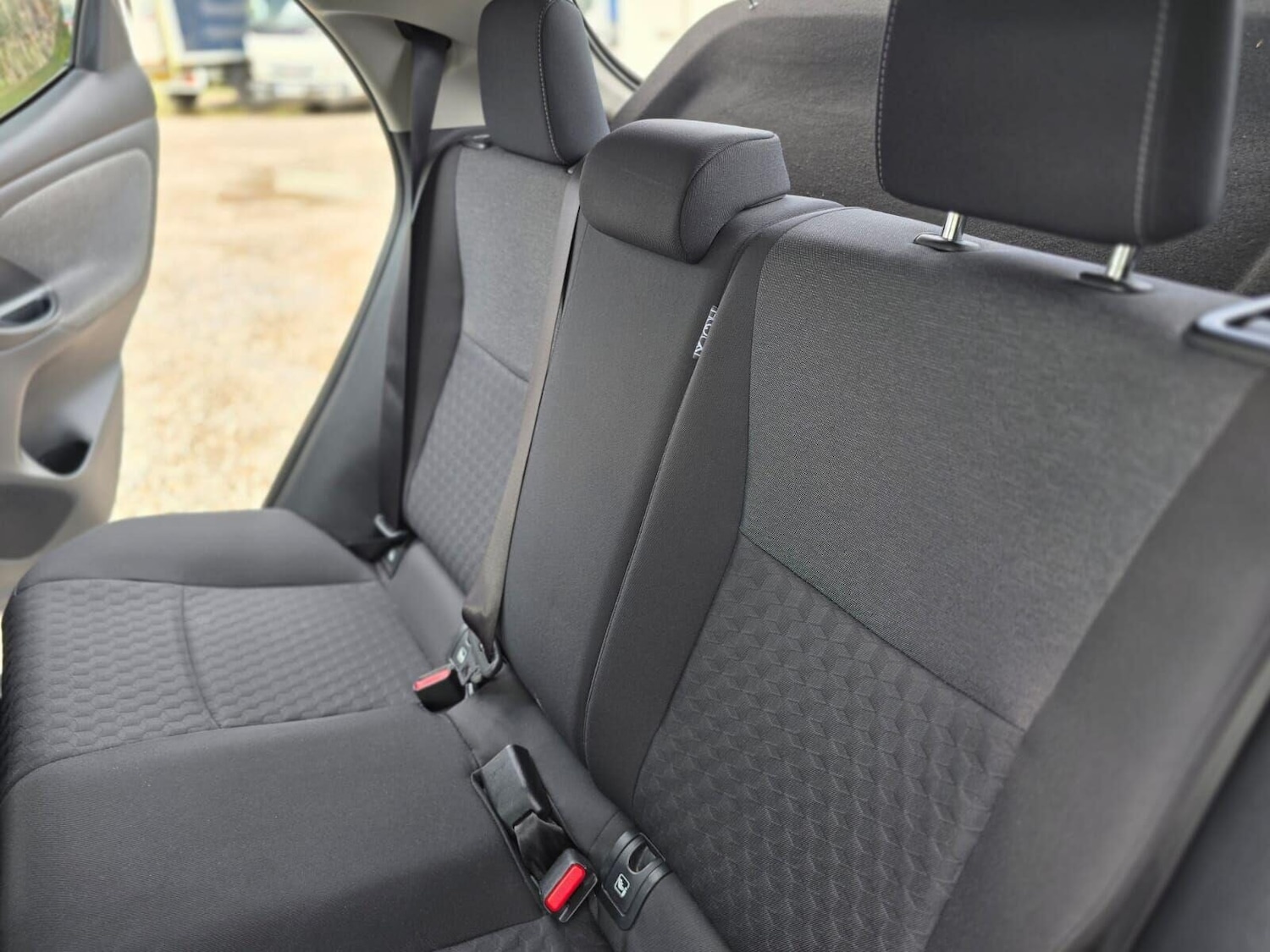 Used Toyota Yaris 2021 for sale - 76520124: Photo 26