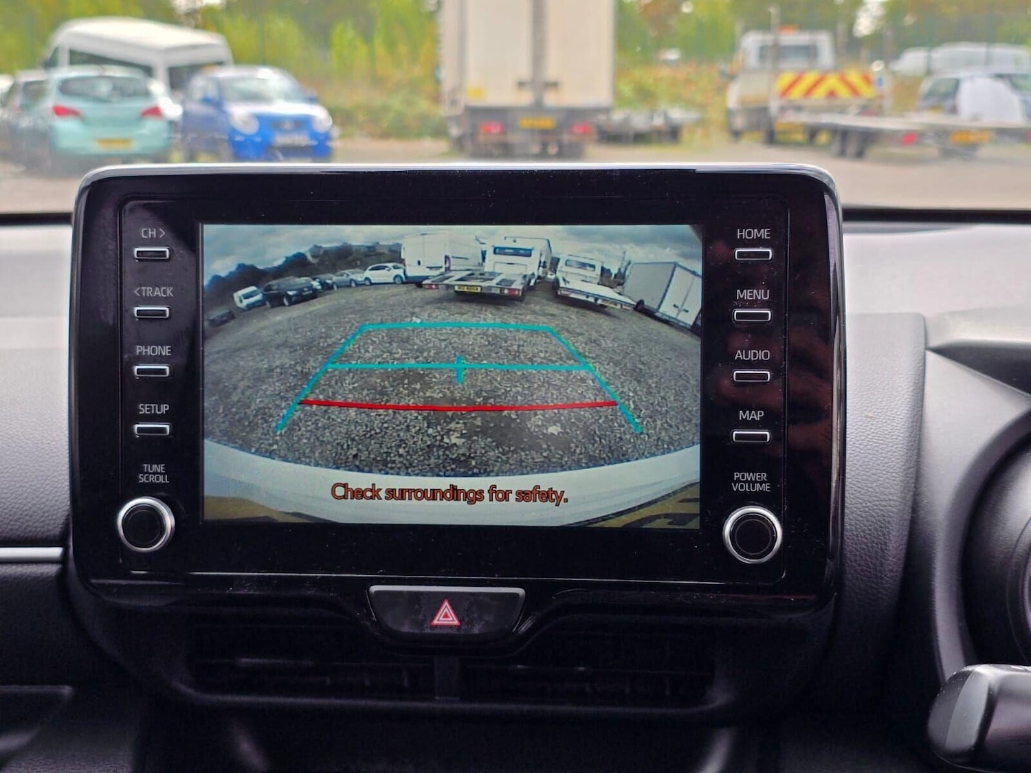 Used Toyota Yaris 2021 for sale - 76520124: Photo 32