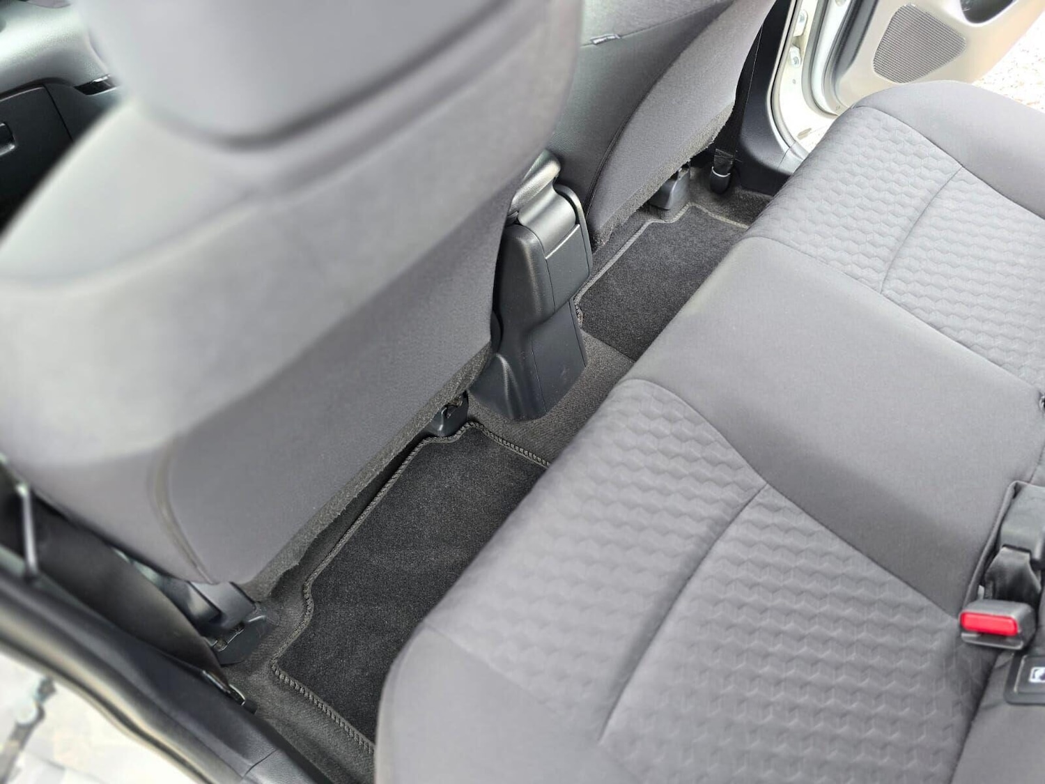 Used Toyota Yaris 2021 for sale - 76520124: Photo 58