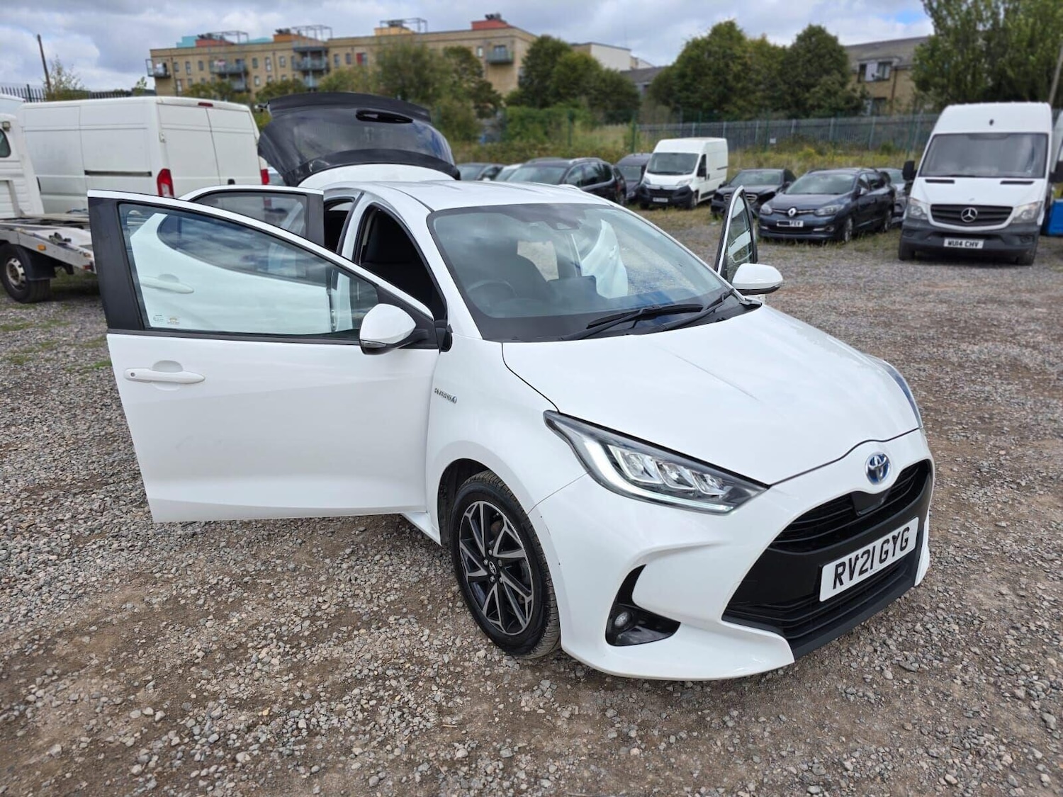 Used Toyota Yaris 2021 for sale - 76520124: Photo 6