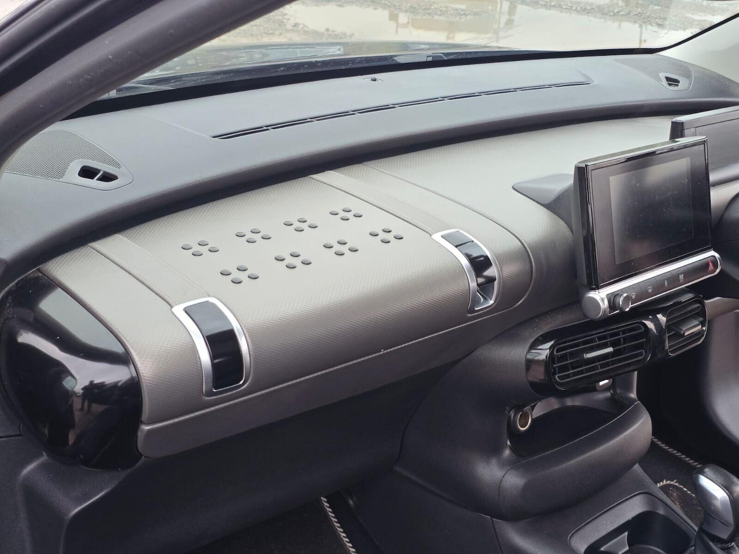 Used Citroen C4 Cactus 2018 for sale - 76685601: Photo 60