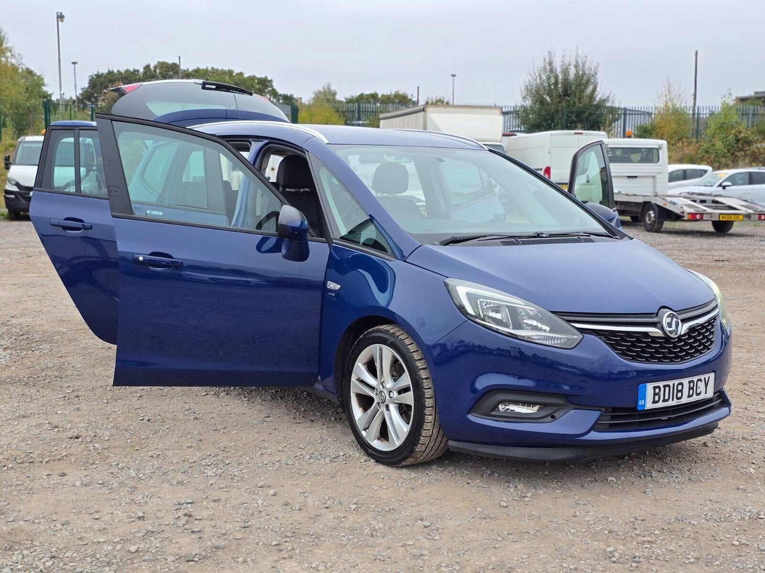 Used Vauxhall Zafira 2018 for sale - 76211437: Photo 5