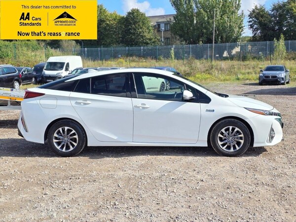 Used Toyota Prius 2018 for sale - 75984501: Photo 13