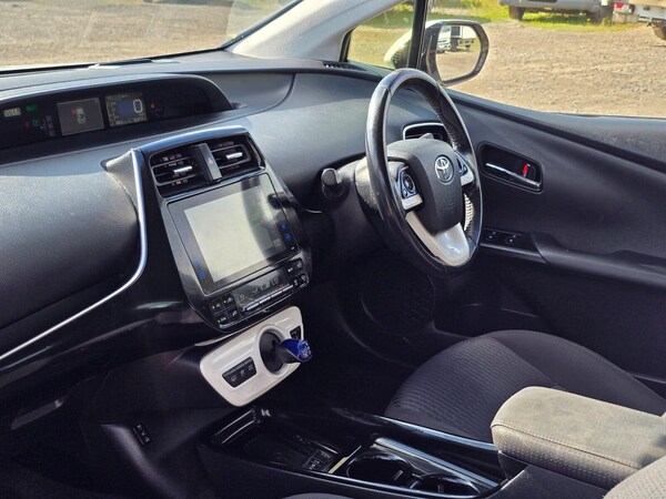 Used Toyota Prius 2018 for sale - 75984501: Photo 19