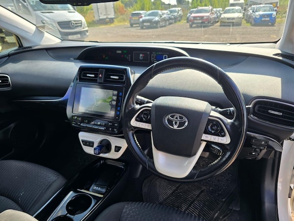 Used Toyota Prius 2018 for sale - 75984501: Photo 22