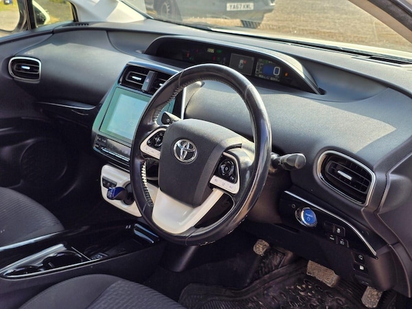 Used Toyota Prius 2018 for sale - 75984501: Photo 23