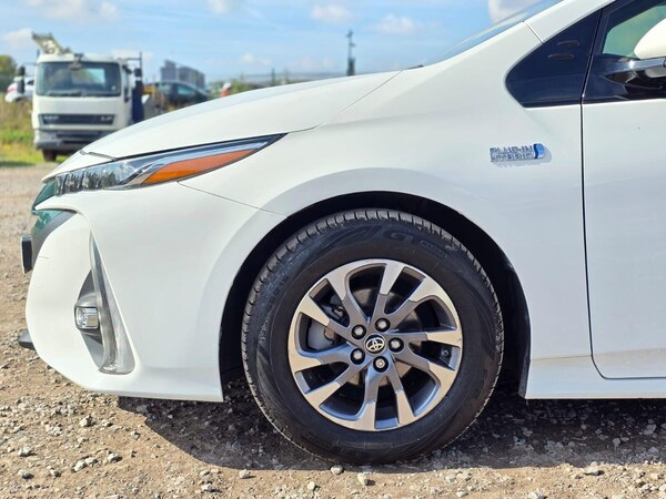 Used Toyota Prius 2018 for sale - 75984501: Photo 29