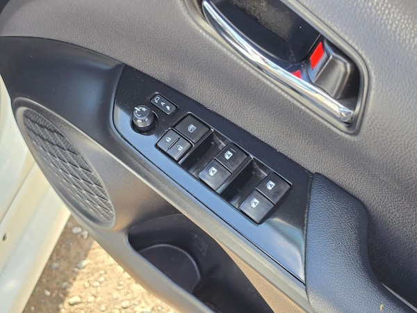 Used Toyota Prius 2018 for sale - 75984501: Photo 56