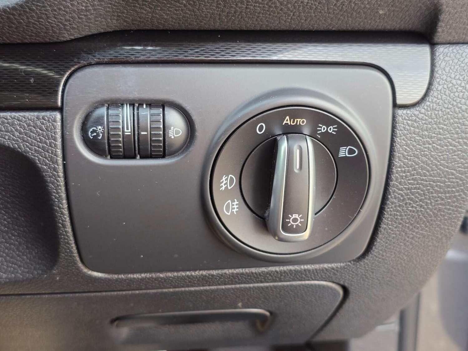 Used Volkswagen Scirocco 2017 for sale - 76531098: Photo 25